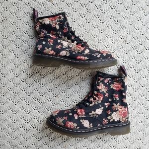Dr Martens 1460 Rose Floral Pattern Print Lace Up Boots